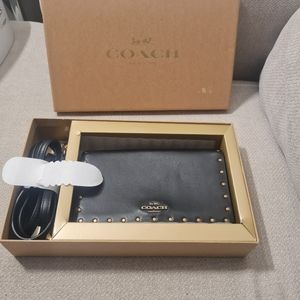 COACH SMALL Crossbody